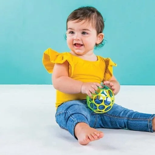 Bright Starts Oball Classic/Rattle Easy-Grasp Toy 4" (1pc) - Image 5