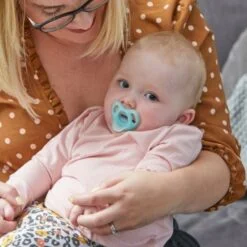 Alternative view of Tommee Tippee Ultra-Light Soft One-Piece Silicone Soother